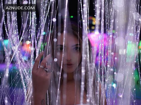 Miss Angeliquew Nude And Sexy Photos Outdoors Aznude