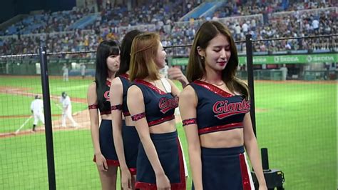 Official Account Meow Dirty Korean Cheerleaders Halftime Dance Xxx