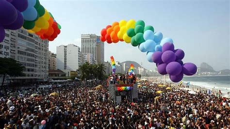 Parada Gay Em Copacabana