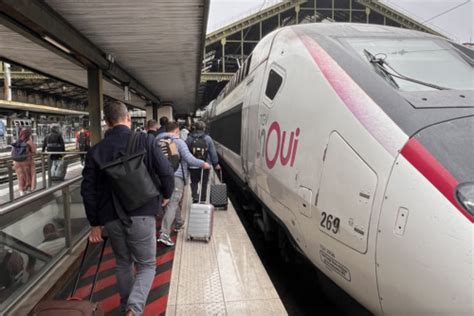 SNCF les syndicats appellent à la grève illimitée quelques jours