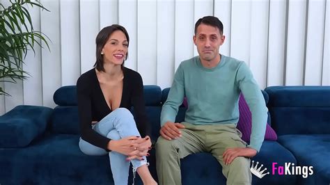 Spanish Couples Today Brunette Hottie Introduces And Has Sex With Her Boyfriend For Us Xnxx