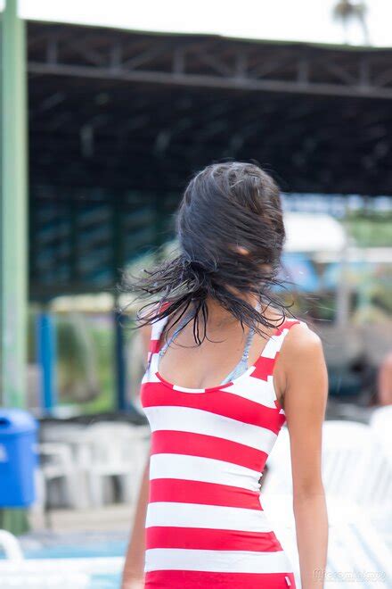 Bikini Model Lara Ai Enhanced Water Planet Topaz Sharpen Enhance X Porn Pic