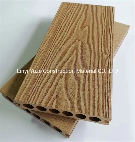 Skin Friendly Outdoor Wood Plastic Composite Deck Boards Wood Texture