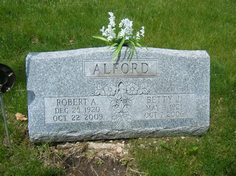 Comprehensive Database of Current Obituaries Across Iowa 31