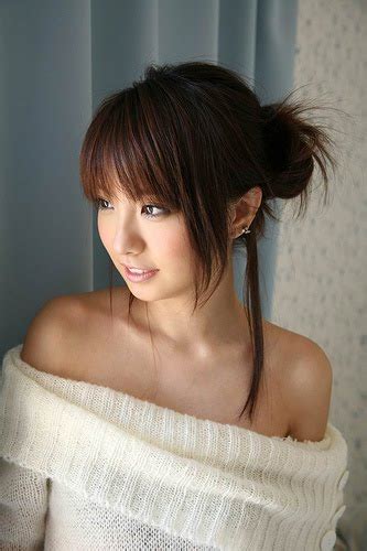 Henshin Grid Attractive Actress Azusa Yamamoto