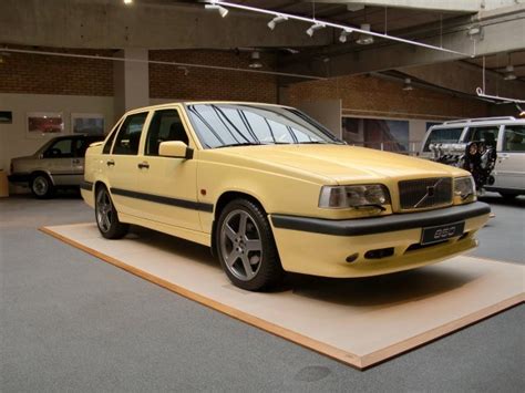 Volvo 850 T5-R specs, 0-60, quarter mile - FastestLaps.com