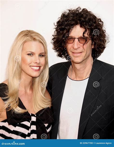 Beth Ostrosky And Howard Stern Editorial Image - Image: 22967700
