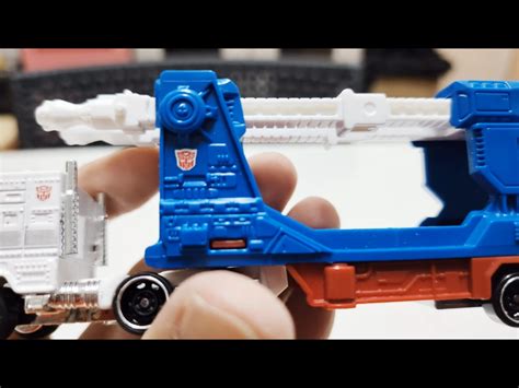 Hot Wheels Track Fleet Ultra Magnus In Hand Images Transformers News Tfw