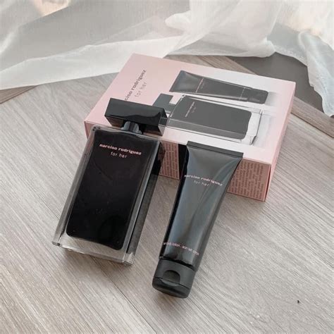Bộ Nước Hoa Nữ T Set Narciso Rodriguez For Her Edt