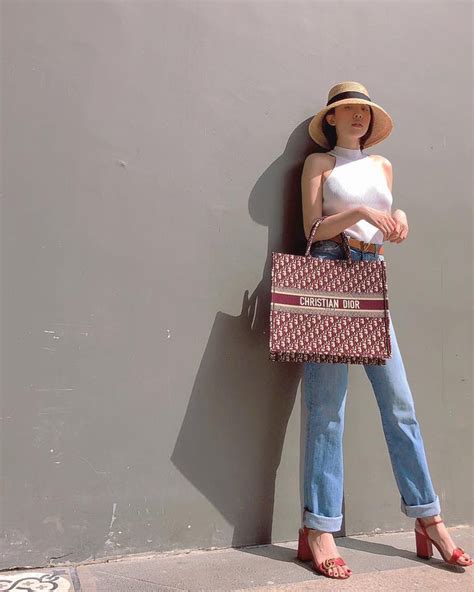 Thu mới chớm mà dàn sao và hot girl Việt đã khoe 1001 kiểu street style kiểu nào cũng dát đầy