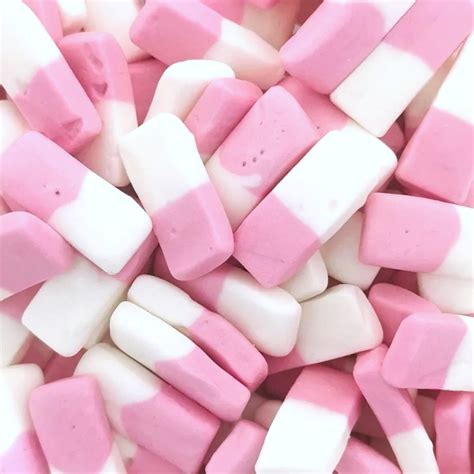 Squashies Strawberry & Cream (British) | Poppin Candy