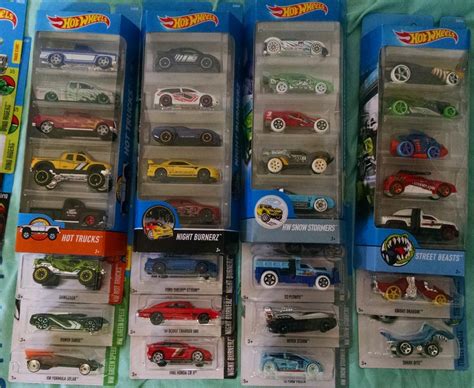 Hot Wheels Caixa C 10 Carrinhos Sortidos Original Mattel R 99 99 Em Mercado Livre