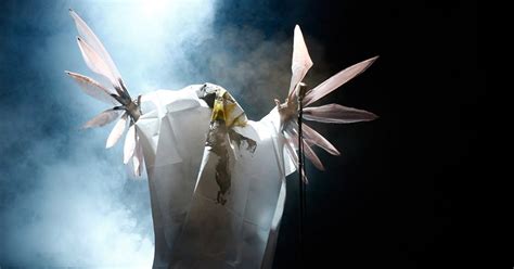 L Ange Pas Sage Quatre Ass Et Plus