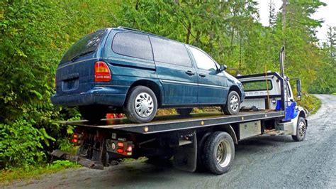 how much it cost to tow a car