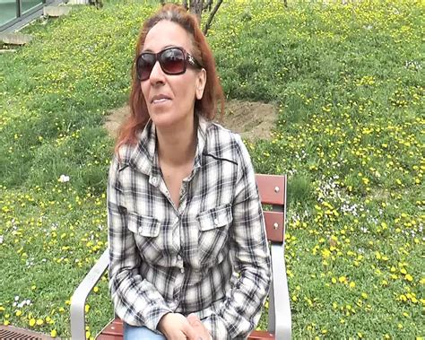 Une MILF Se Fait Baiser Par Une Petite Bite XHamster