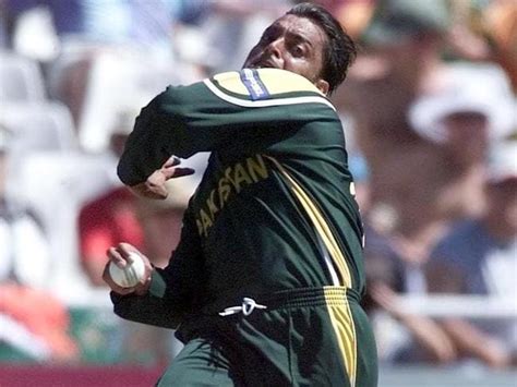 Top 10 Fastest Bowlers in Cricket History | islamiproduct