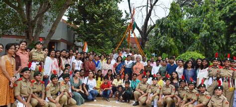 Lady Shri Ram College for Women celebrates 77th Independence Day – Lady ...