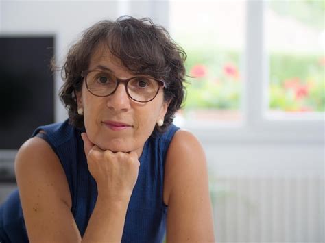 Premium Photo Portrait Of Mature Woman At Home