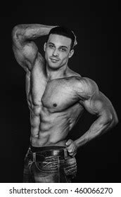Naked Bodybuilder Topless Studio