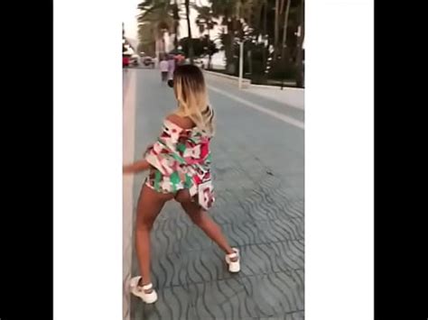culona twerkeando en público XVIDEOS
