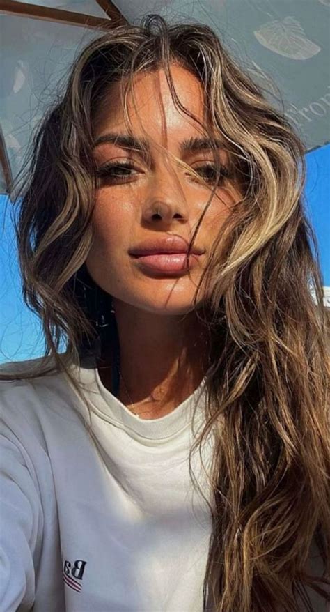 Pin By Maggie Deaver On Let Your Hair Down Hair Inspiration Brown Blonde Hair Hair Color