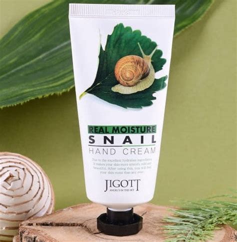 Jigott Real Moisture Snail Hand Cream 100ml – Online Store