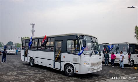 Concluye la entrega de nuevas unidades de buses en el país