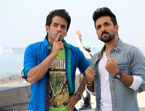 Mastizaade Movie Review Sunny Leone Fails To Fire Up This Sex Comedy Business Gallery News