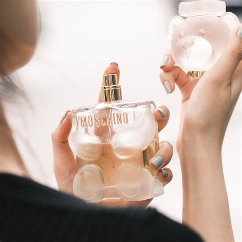 Nước hoa Moschino Toy 2 EDP (Gấu vàng) chính hãng
