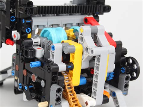 LEGO Technic 42159 Yamaha MT-10 SP review