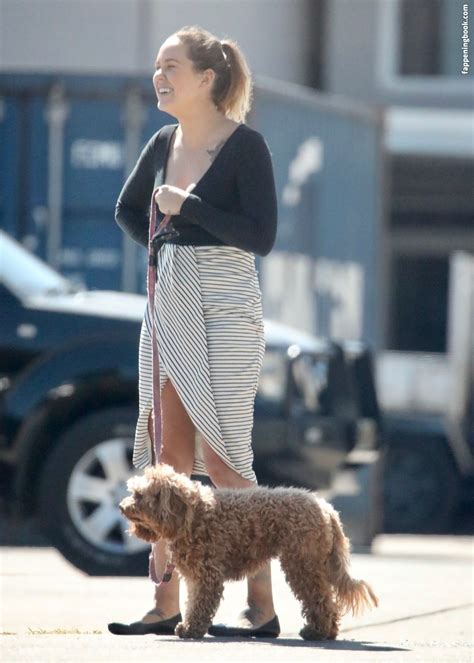 Roxy Kenny Nude OnlyFans Leaks Fappening FappeningBook