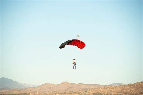Top Places To Go Skydiving In California