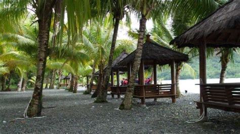 wisata papua pesona alam  budaya kampung tablanusu  kabupaten