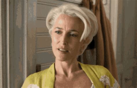 Jean Milburn Sex Education Jean Milburn Sex Education Gillian Anderson Discover Share GIFs