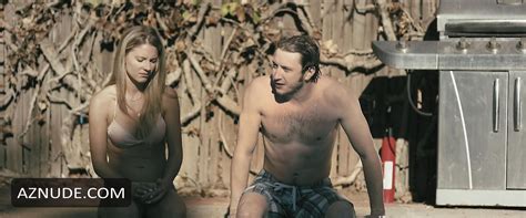 SARAH BALDWIN Nude AZNude