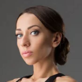 Alexandra Siegel Babe Page Watch This Actress On Freeones