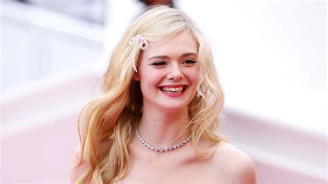 Interview Mit Hollywood Star Elle Fanning über Beauty Tipps