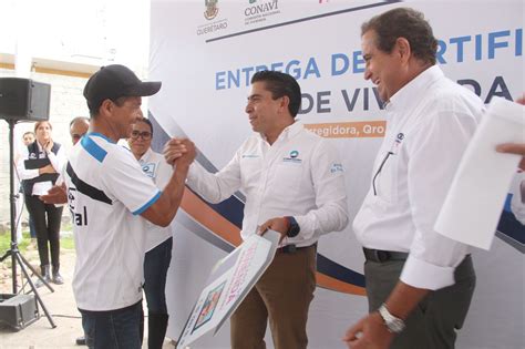 Entrega Roberto Sosa Apoyos Para Viviendas