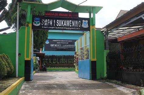 Pentingkah Sarana Sekolah Yang Lengkap Smpn 1 Sukawening