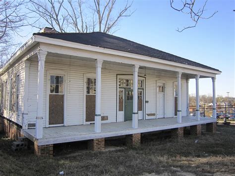 History — The Lowry House
