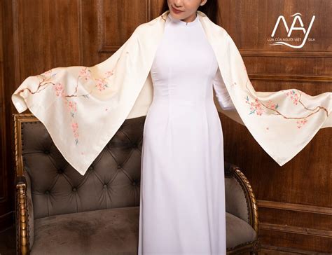 Kh N L A B O L C M U Nude D T H A Ti T Hoa Sen Qu T Ng I T C Cao C P