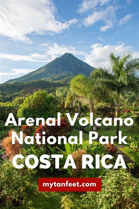 arenal volcano national park  majestic volcano   rainforest