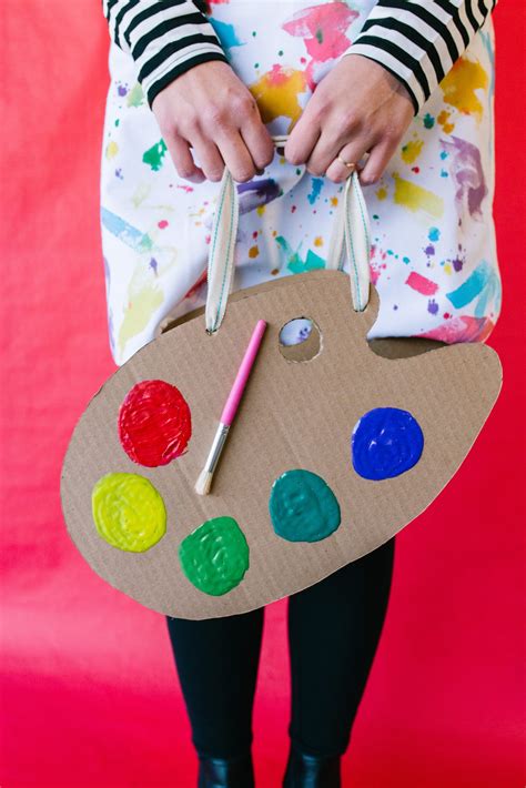 DIY Halloween Costumes: DIY Artist Costume | The Pretty Life Girls