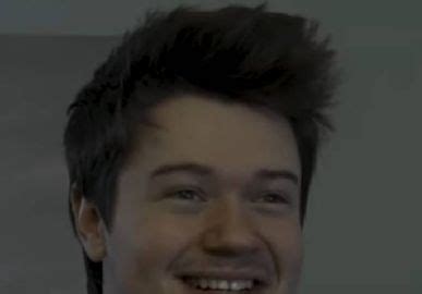 Ator De Sex Education Condenado Por Anos De Pris O Por Abuso Sexual De Alunos Estrelando