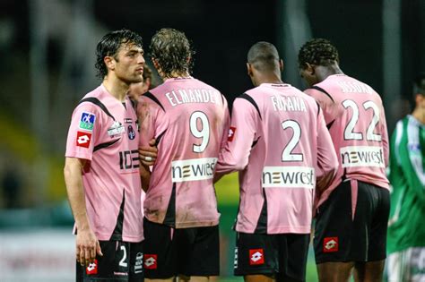 Le TFC Alerte Sur Un Arnaqueur Qui Se Fait Passer Pour Un Ancien Joueur