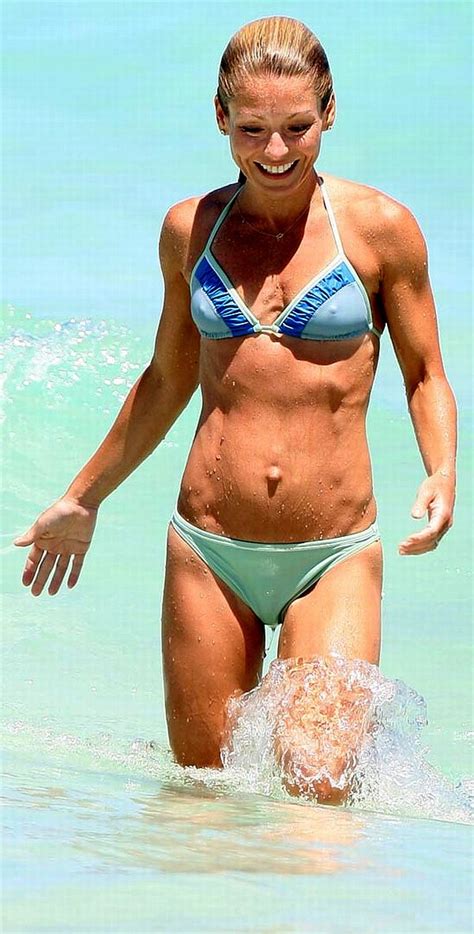Kelly Ripa Bikini Body Taxi Driver Movie