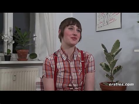 Marlin Rides A Suction Cup Dildo XVIDEOS