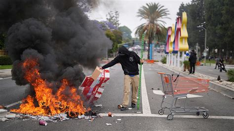 Media labeled violent Los Angeles riots as 'mostly peaceful' despite ...