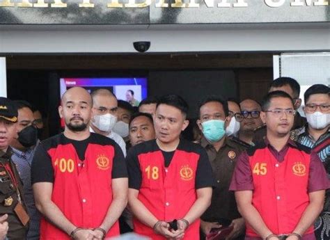 Hari Ini Irfan Widyanto Chuck Putranto Dan Baiquni Jalani Sidang Vonis