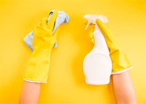 how to get gum off car window